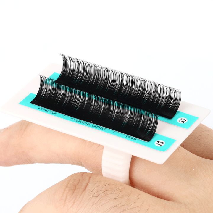 Eyelash Finger Grip