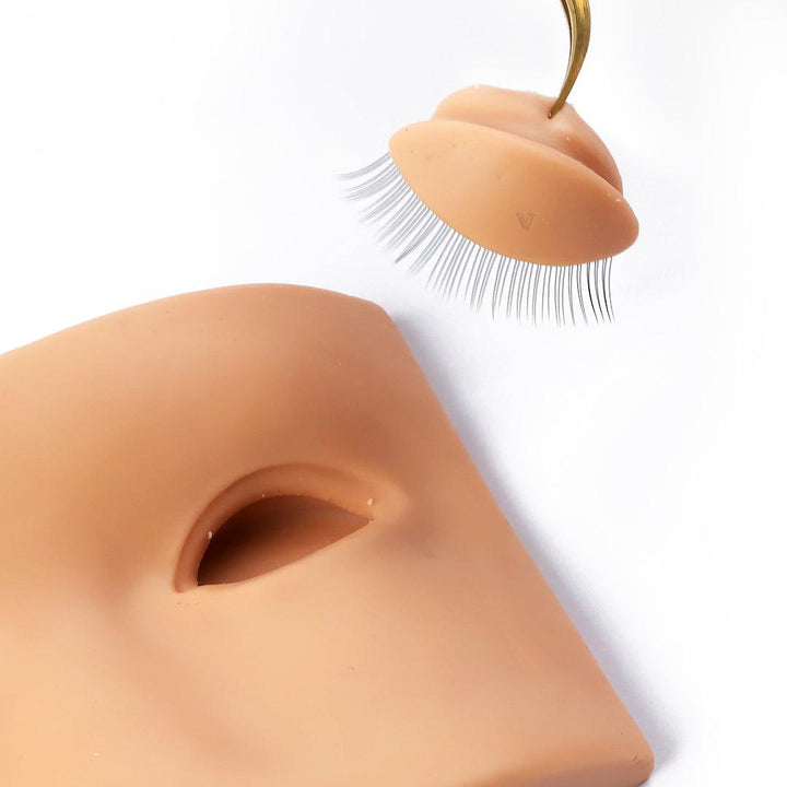 Mannequin Head With Removable Eyelids For Lash Extensions